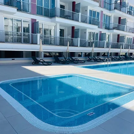 One Bedroom Playa La Arena Apartment *